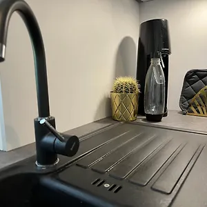  Apartament Designapartment Blue Sky -55m2-free Parking & Wifi